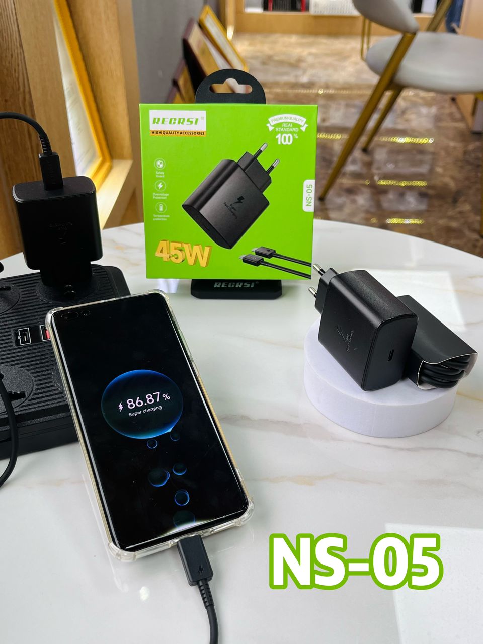 45W 2 Pin Charger Type C to C